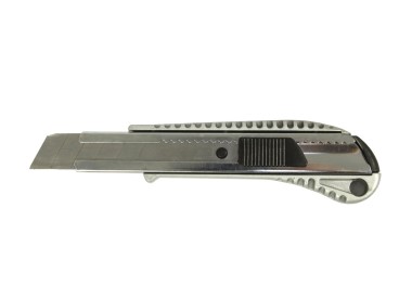 NÓŻ RĘCZNY Z OSTRZEM ŁAMANYM 18 mm SNR-03